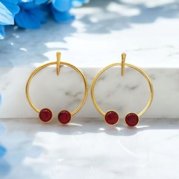 Contemporary Golden Monalisa Stone Circle Stud Earrings ? Best Jewelry - "Red"