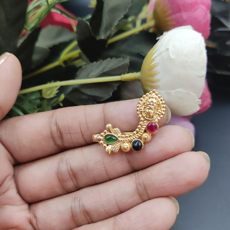 Marathi Style Durga Golden Polish Nosepin For Girls - Image 7