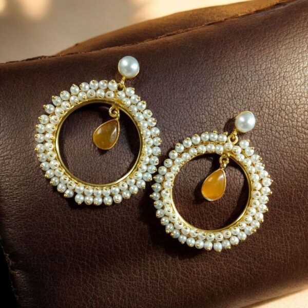 Beautiful Round Stud Earrings Featuring Stones ? Perfect for All Occasions - ''Yellow''