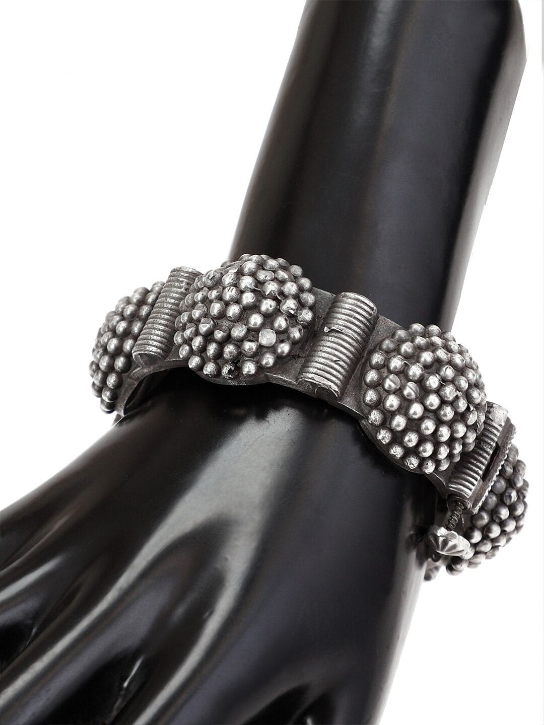 Antique Kada Bangle in Silver Replica Banjara Style For Girls - Opeanable Bracelet - Image 4