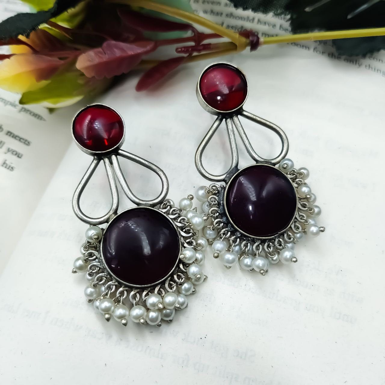Affordable Hand-Made Silver Look Like Earrings Monalisa Stone with Pearl Work - Image 5