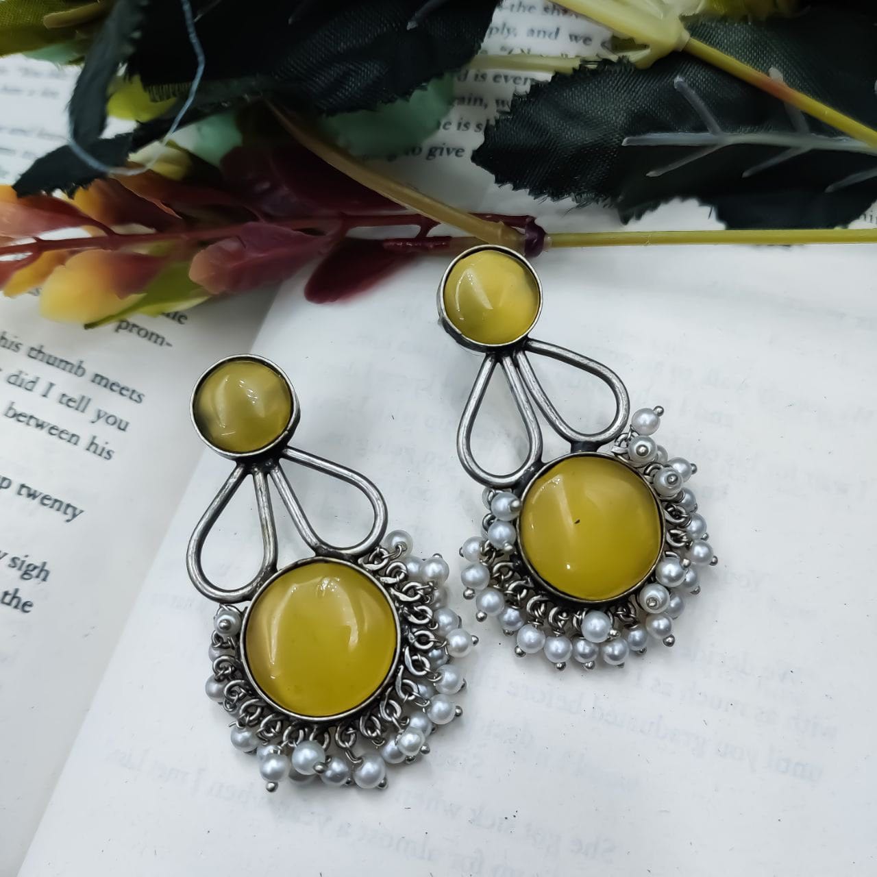 Affordable Hand-Made Silver Look Like Earrings Monalisa Stone with Pearl Work