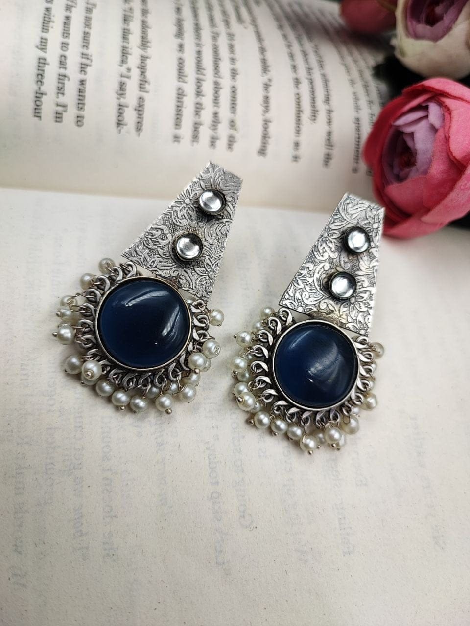 Premium Quality Hand-Made Silver Replica Monalisa Stone Stud Earrings with Pearl Work - Image 6
