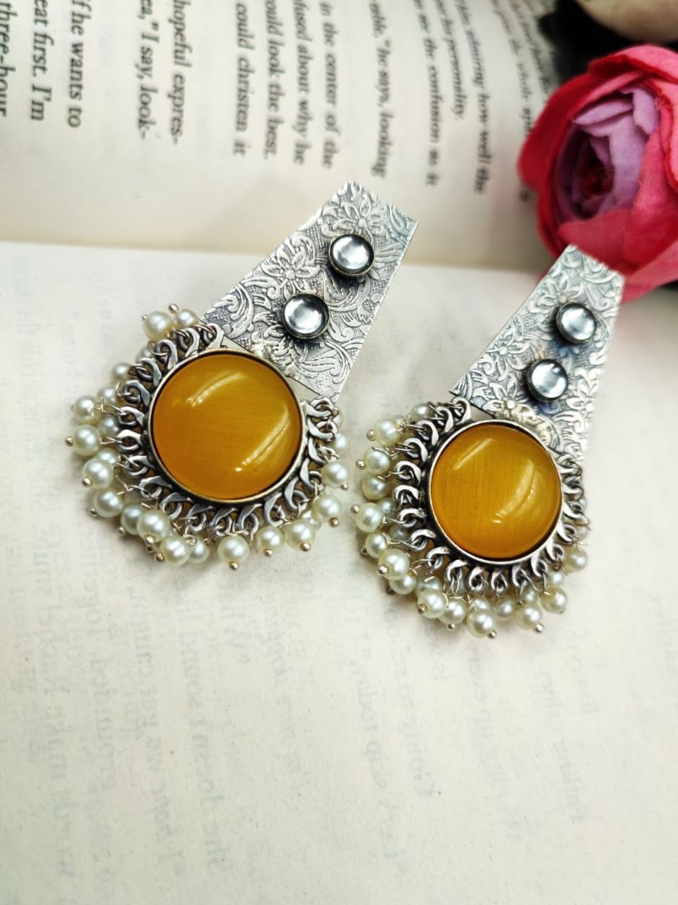 Premium Quality Hand-Made Silver Replica Monalisa Stone Stud Earrings with Pearl Work