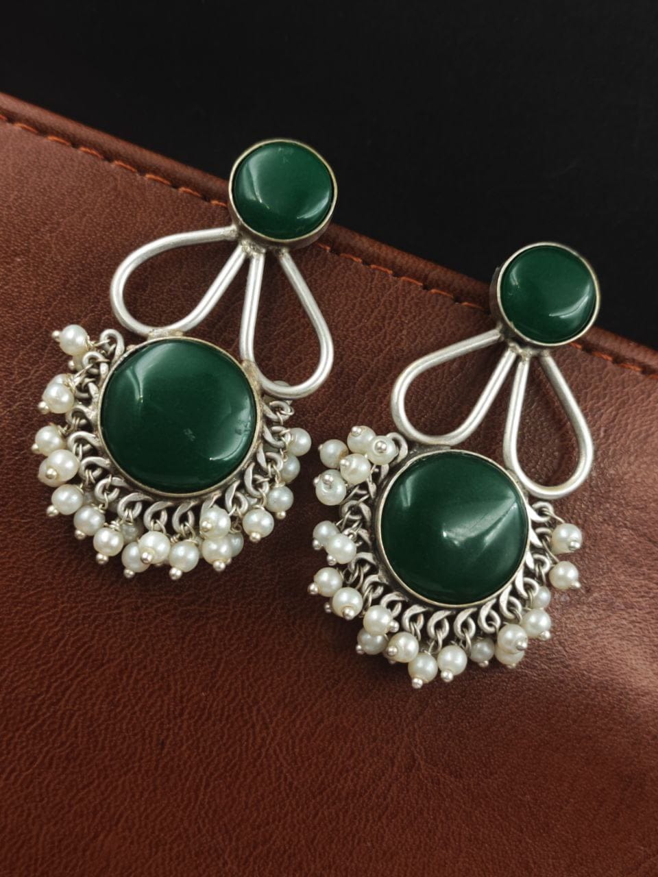 Affordable Hand-Made Silver Look Like Earrings Monalisa Stone with Pearl Work - Image 10