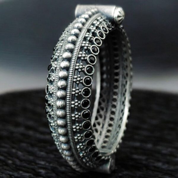 Indian Kada / Bangle | Stylish Adorable Bollywood Style Bracelet for Girls - "Black"