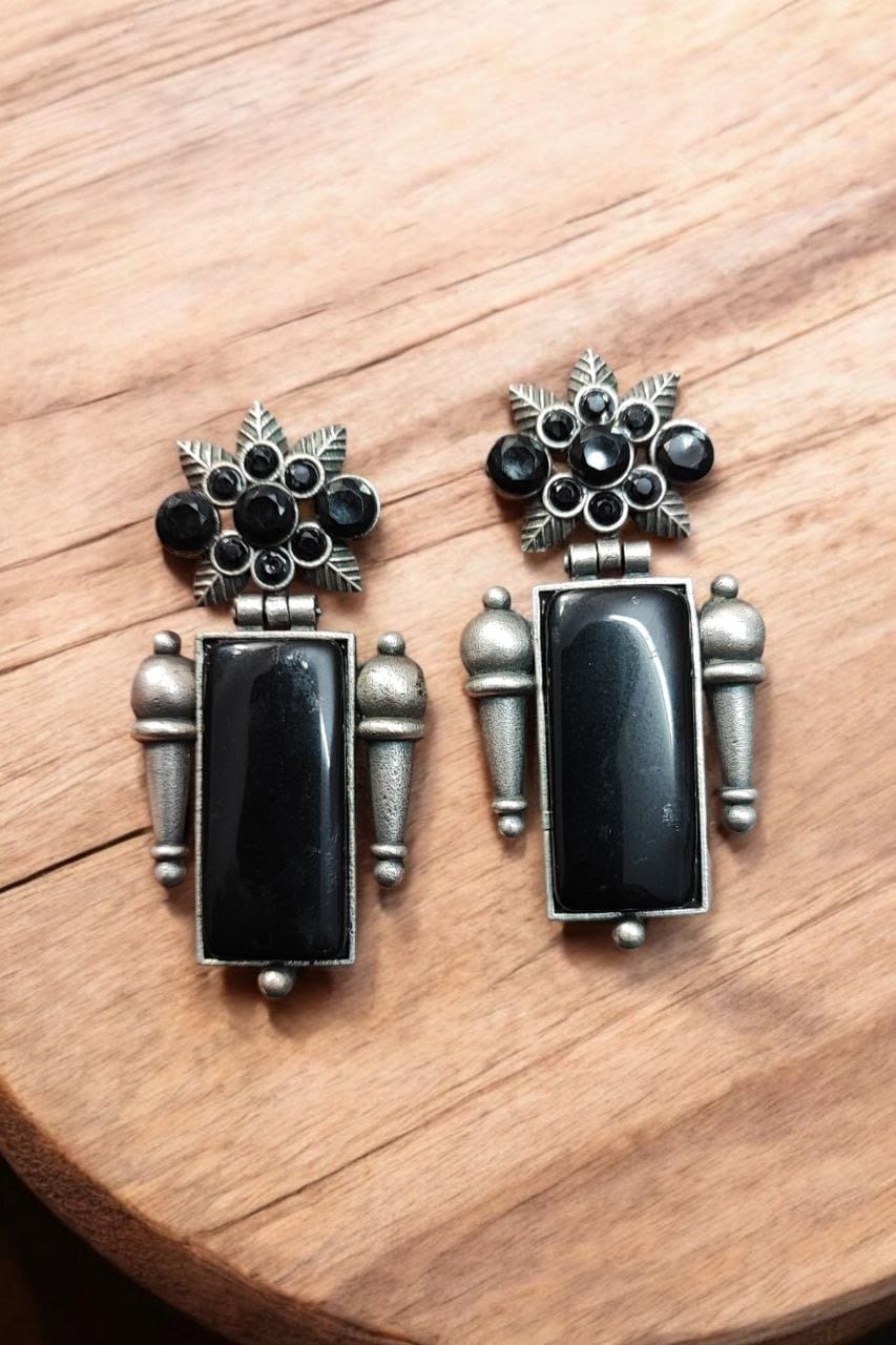 Silver Replica Monalisa Stone Earrings | Adorable Oxidised Antique Stones Studs - Image 10