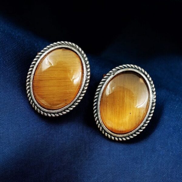 Stylish Monalisa Stone Stud Earrings in Antique Silver Perfect for Daily Use - "Yellow"