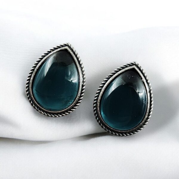 Best Drop-Shaped Monalisa Stone Stud Earrings in Silver Replica Design - "Blue"