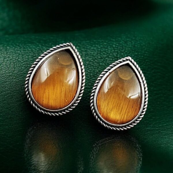 Best Drop-Shaped Monalisa Stone Stud Earrings in Silver Replica Design - "Yellow"