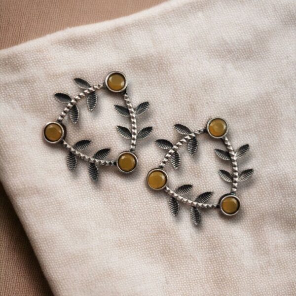 Leaf-Inspired Brass Earrings : The Best Stone Stud Earrings for Every Occasions - "Yellow"
