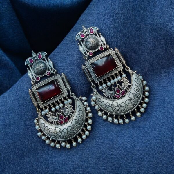 Vintage Look Oxidised Silver Monalisa Stone Earrings with Adorable Pearl Beads Detailing - "Red"