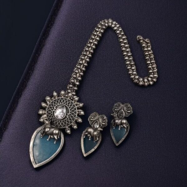 Traditional Silver Replica Nandi Necklace Set With Amazing Monalisa Stone & Pearl Details - "Aqua"