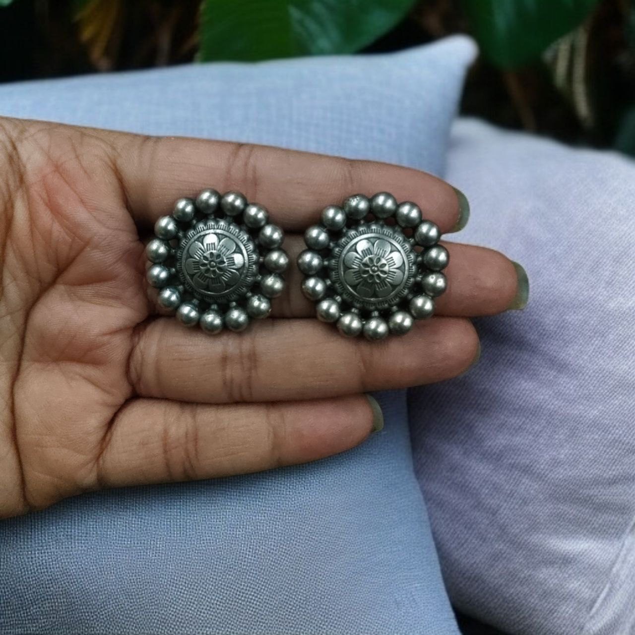 Elegant Silver Plated Best Flower Stud Earrings ? Ethnic Look for Daily Wear - Image 3