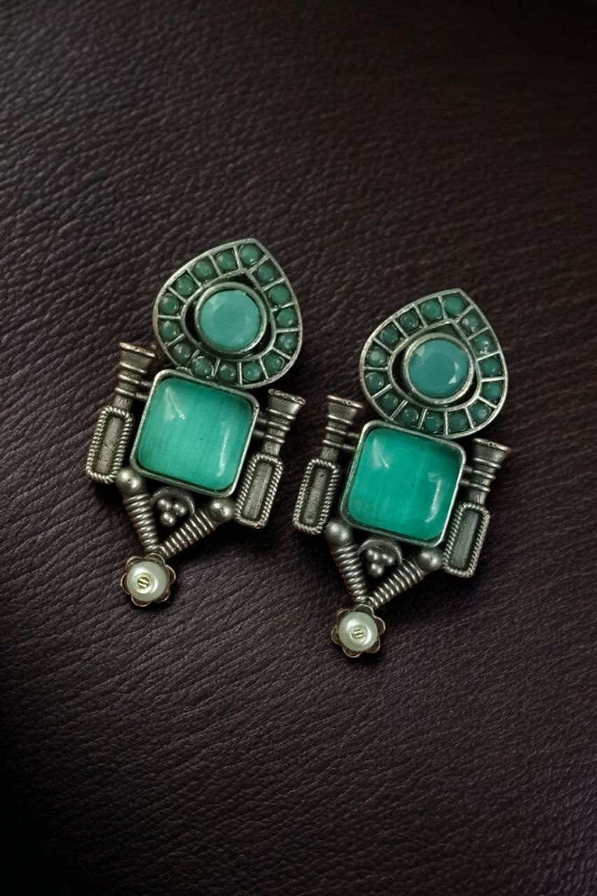 Fashionable Western Look Earrings | Unique Design Pearl & Monalisa Stone Jewelry for Women - Image 6
