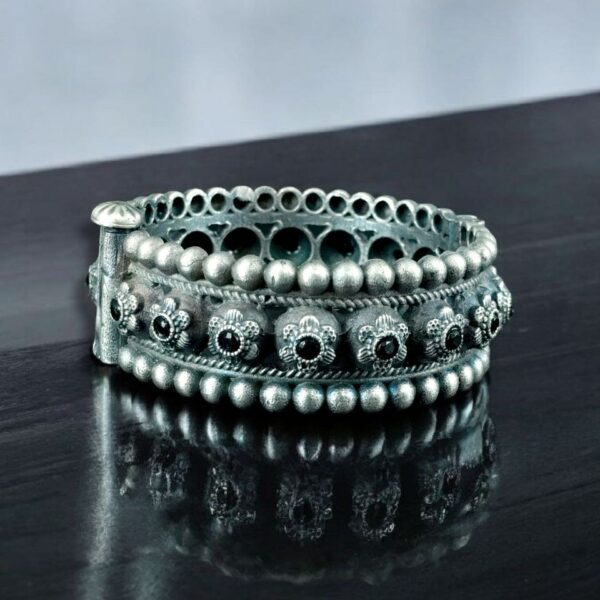 Traditional Oxidized Flower Design Bangle | Stone Work Ethnic Vintage Look Stylish Beautiful Jewelry - "Black"