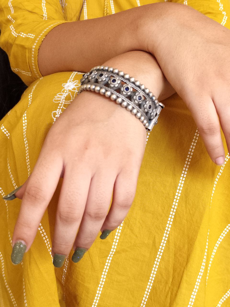 Traditional Oxidized Flower Design Bangle | Stone Work Ethnic Vintage Look Stylish Beautiful Jewelry - Image 2