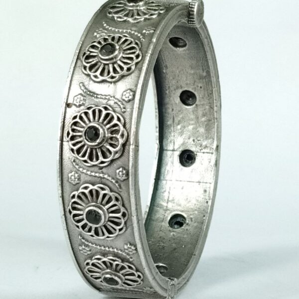 Stylish Traditional Flower Kada | Silver Plated Openable Ethnic Bangle - "Black"