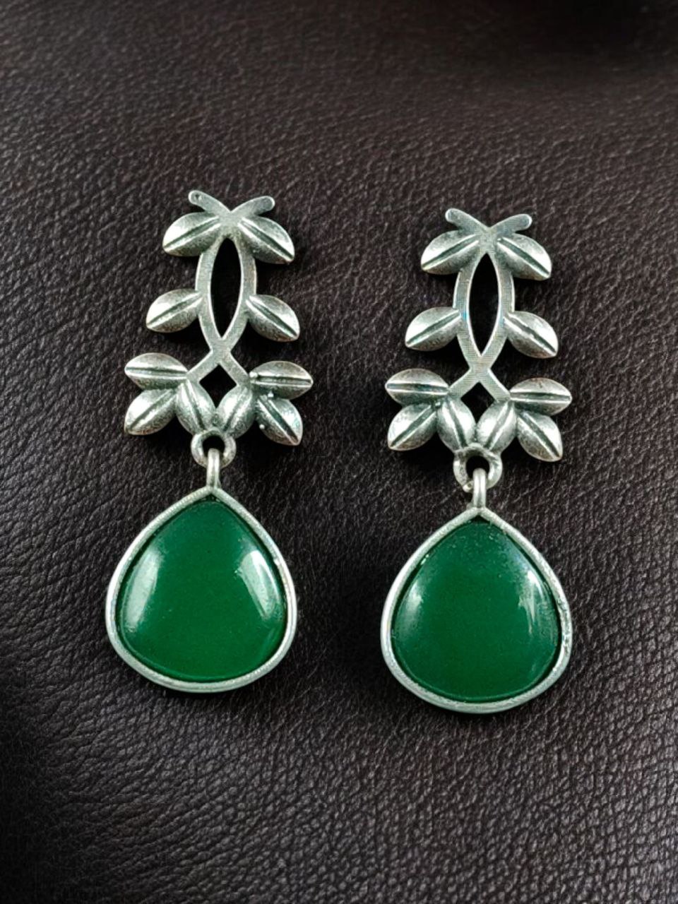 Vintage Look Silver Replica Earrings | Leaf Design Dangler Perfect Jewelry for Women - Image 7