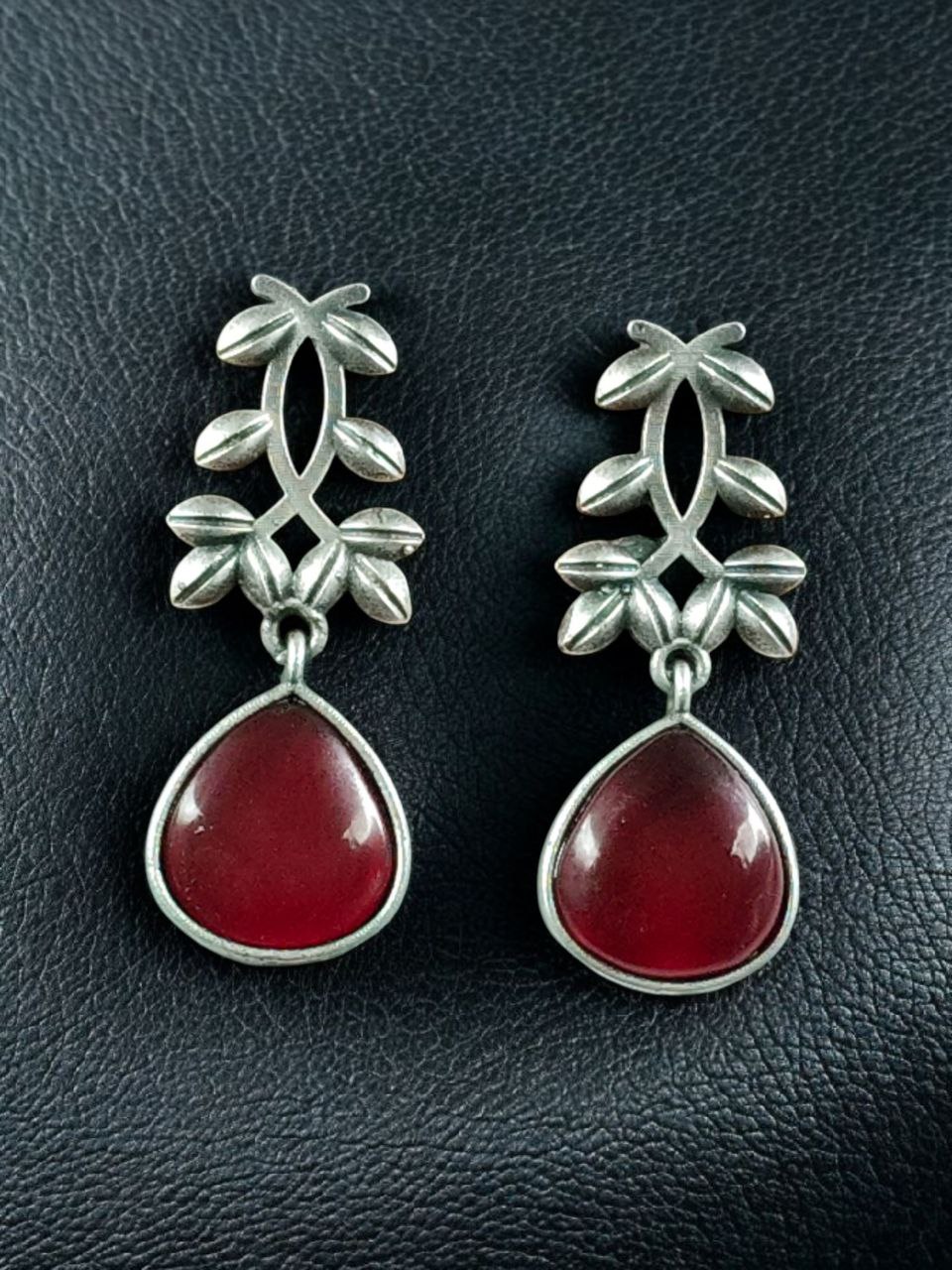 Vintage Look Silver Replica Earrings | Leaf Design Dangler Perfect Jewelry for Women - Image 4