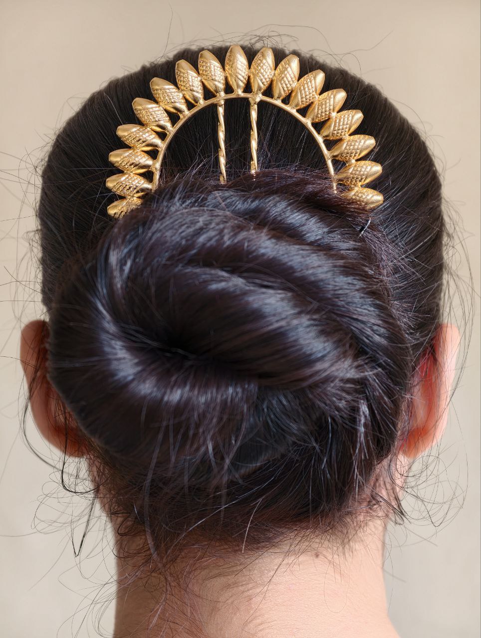 Unique Design Gold Plated Juda Pin | Elegant Hair Accessory for Women - Image 3