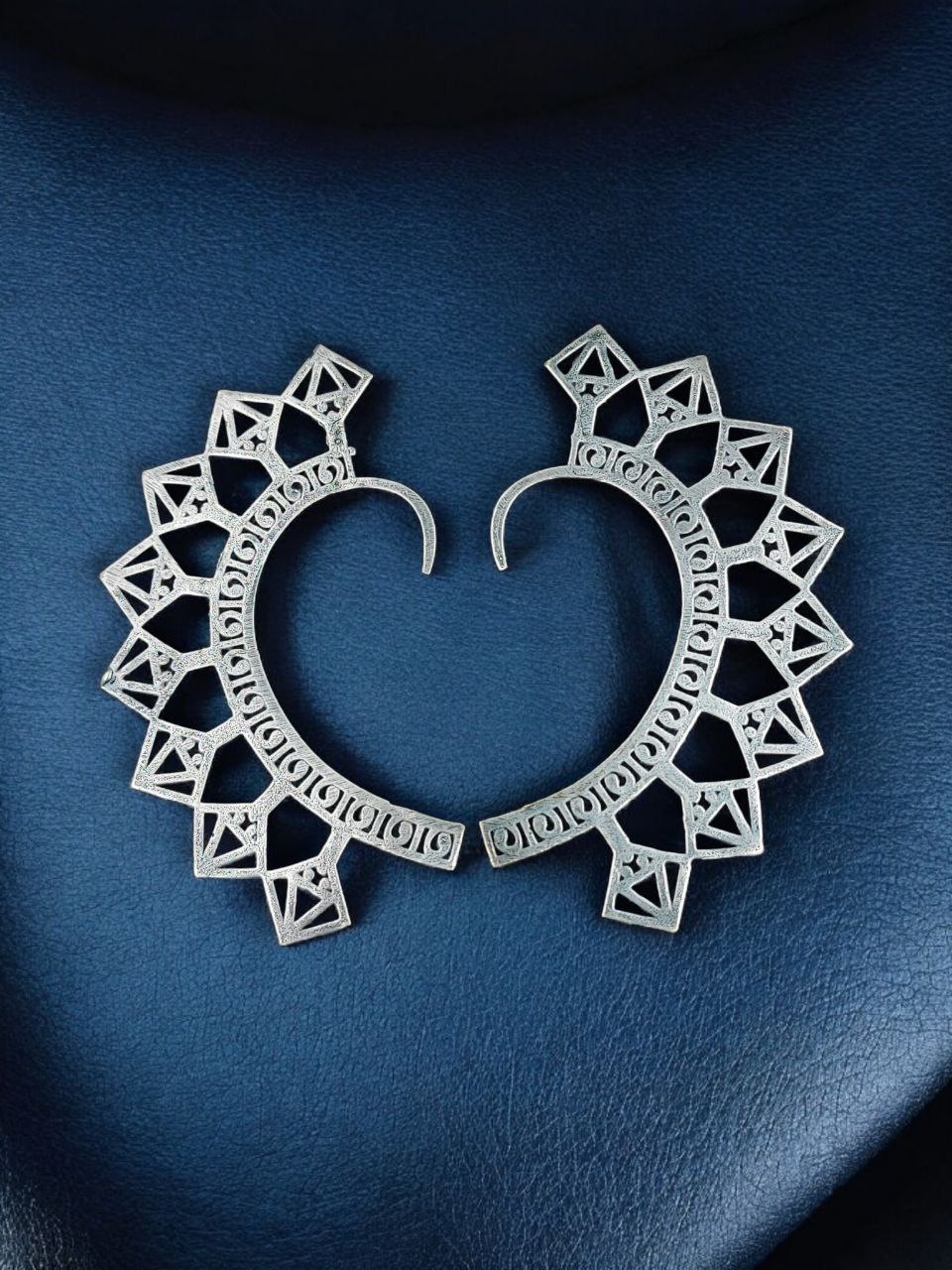 Oxidized Unique Design Earcuff | Silver Replica Non-Piercing Earring - Image 4