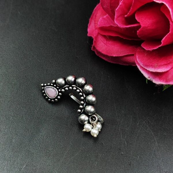 Oxidised Silver Plated Marathi Nath Press Nosepin - ''BabyPink''
