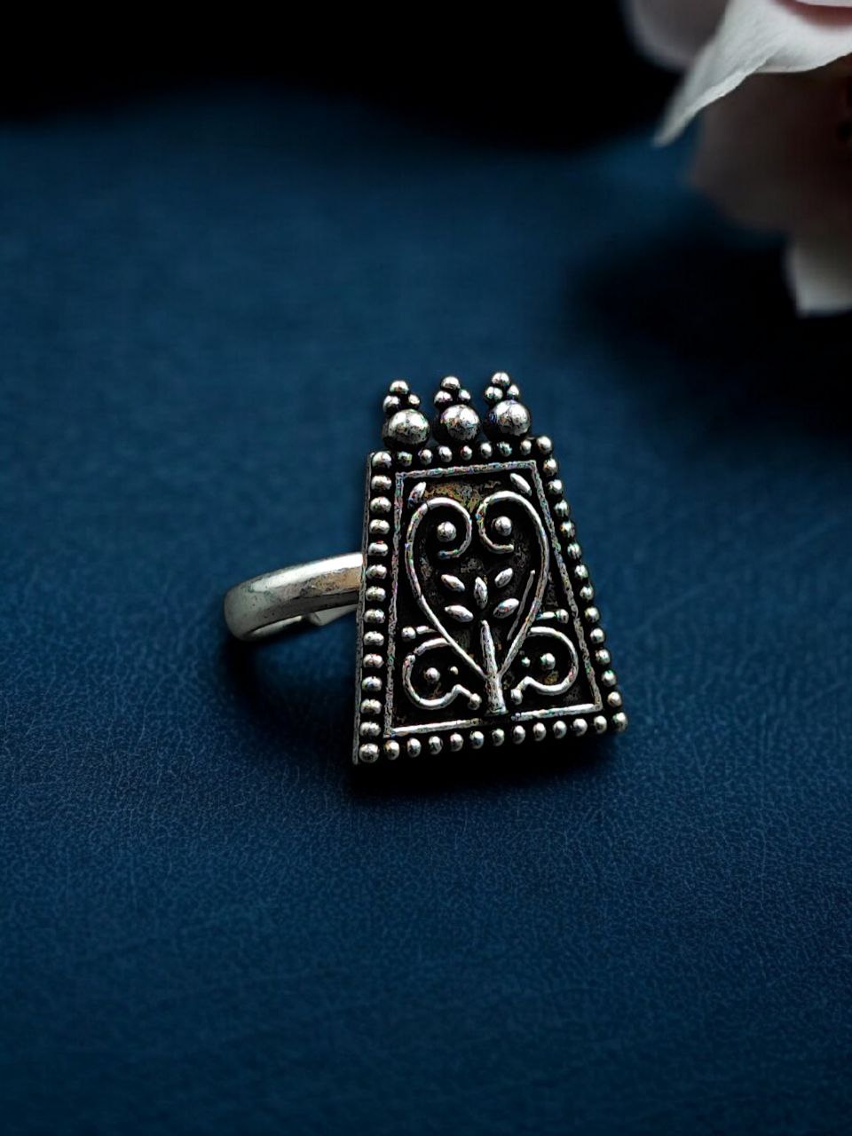 Elegant Floral Art Adjustable Ring | Oxidized Silver Plated Amazing Jewelry For Girls - Image 4