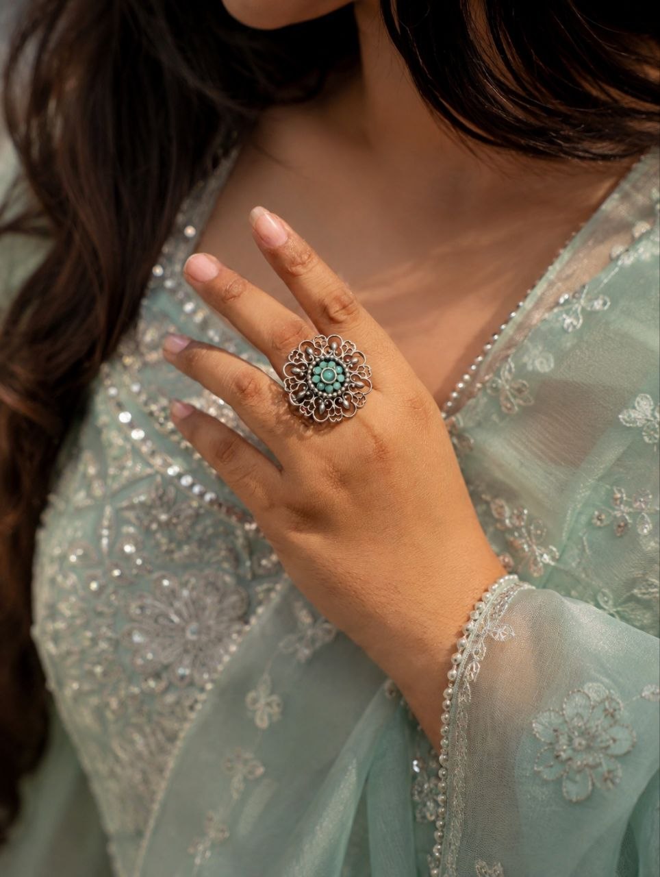 Beautiful Flower Ring ?Stunning Floral Jewelry for Elegant Everyday Style