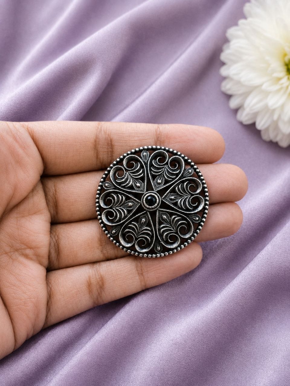 Elegant Floral Hair Accessories Oxidized Silver Hair Jewelry for Traditional Wear - Image 3