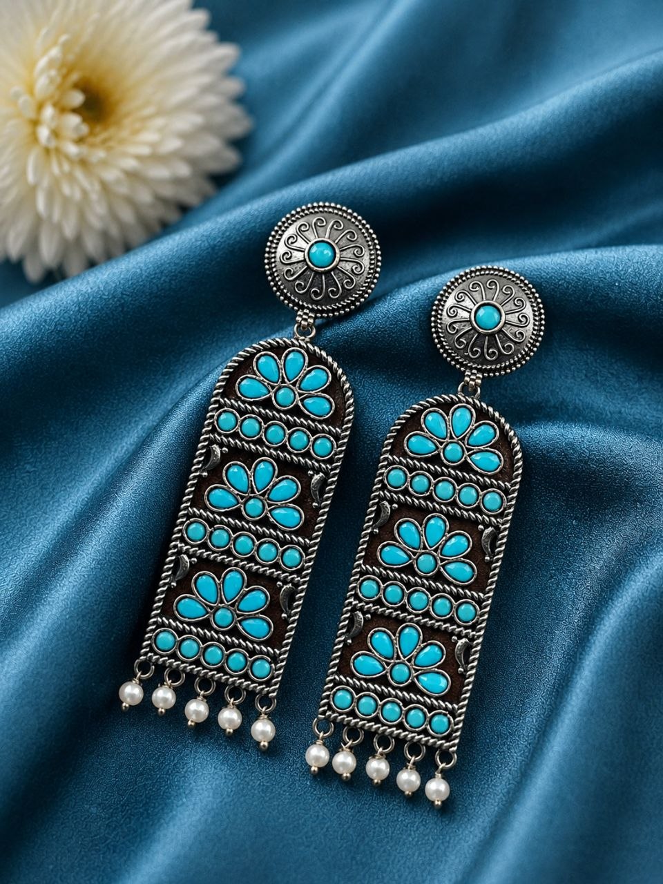 Handmade Silver Earring Artisan Crafted Jewelry for Traditional & Everyday Wear - Image 3