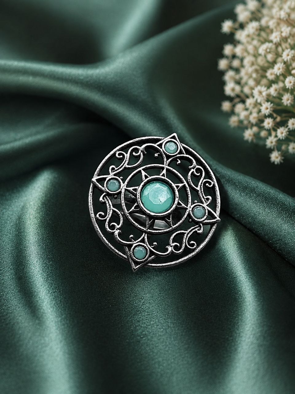 Vintage Adjustable Ring Elegant Antique Statement Ring for Party Look - Image 7
