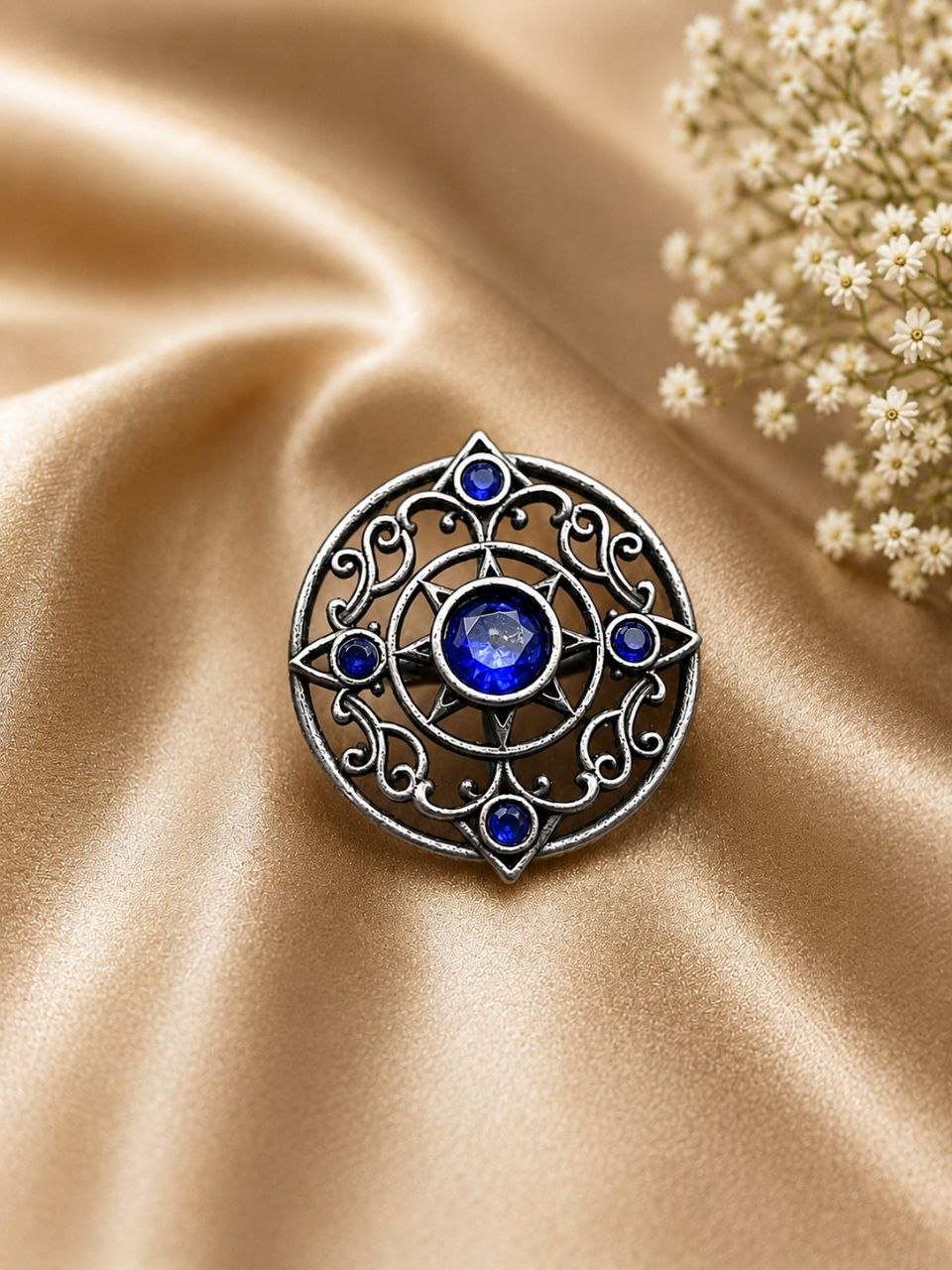 Vintage Adjustable Ring Elegant Antique Statement Ring for Party Look - Image 4