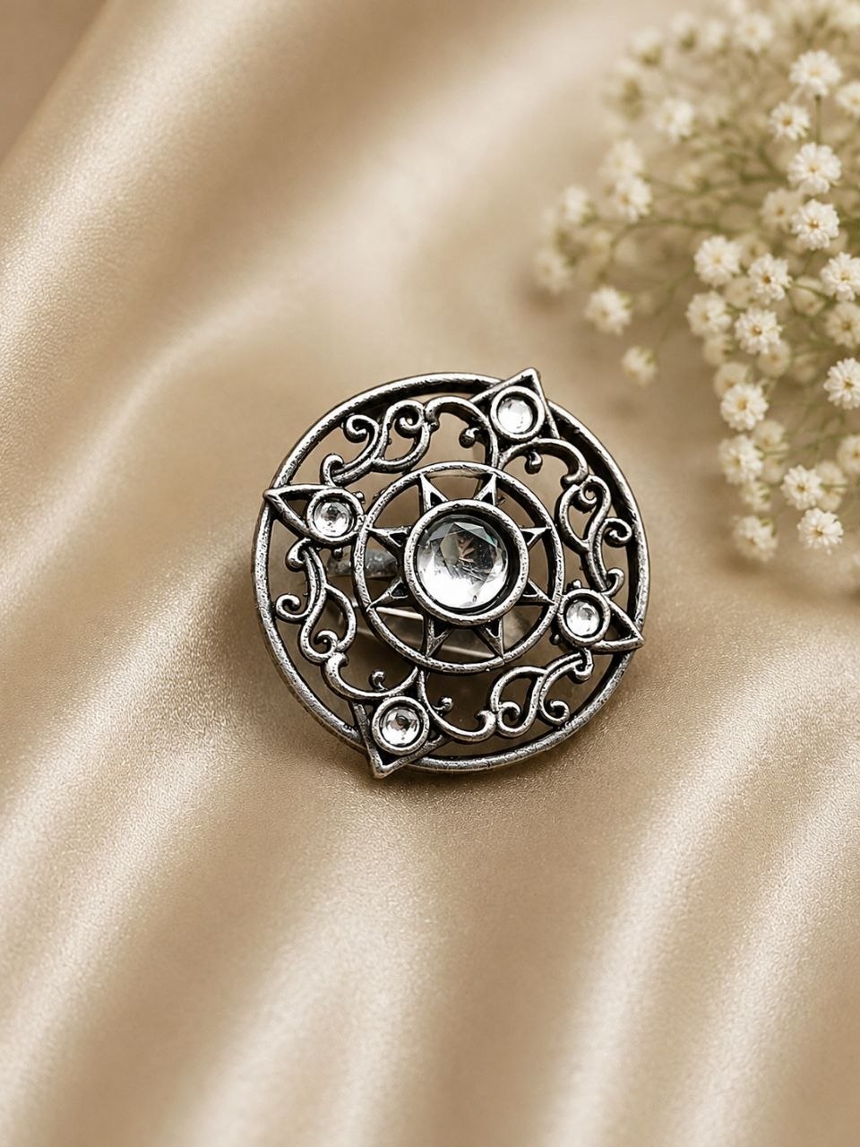 Vintage Adjustable Ring Elegant Antique Statement Ring for Party Look - Image 2