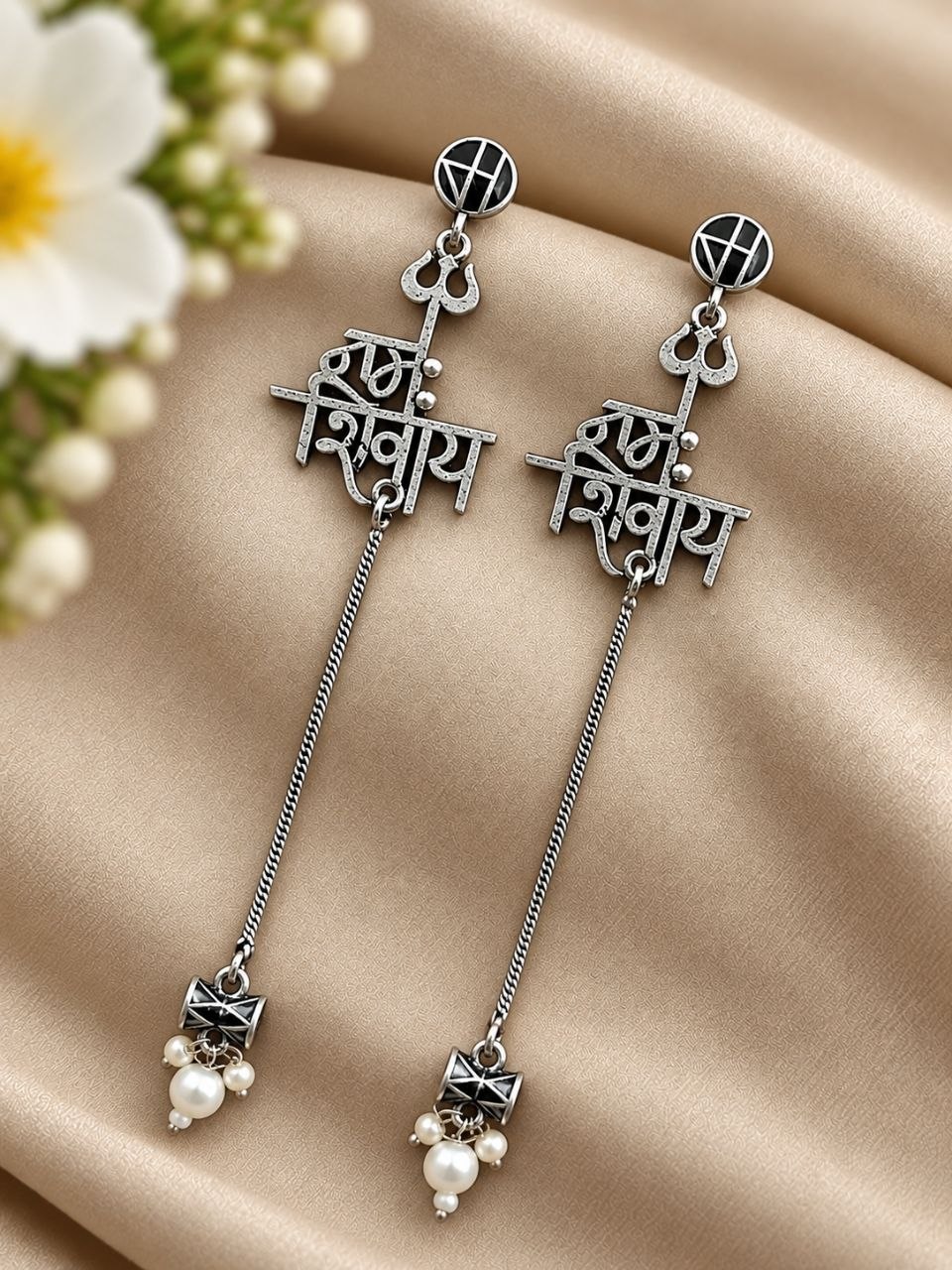 Exquisite Spiritual Silver Trishul Earring for Graceful Traditional Looks - Image 6