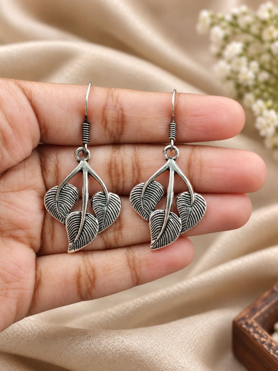 Leaf Hook Earring ? Elegant Nature-Inspired Jewelry for Women - Image 3