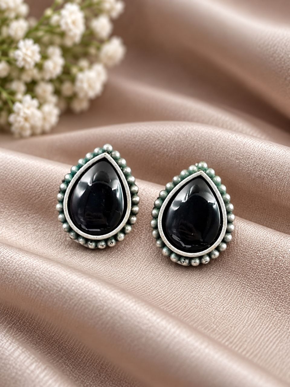 Premium Drop Stud Earring with Elegant Style for Every Occasion - Image 9