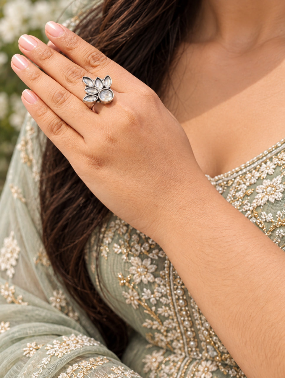 Oxidized Silver Flower Ring ? Stunning Design for Ethnic Look