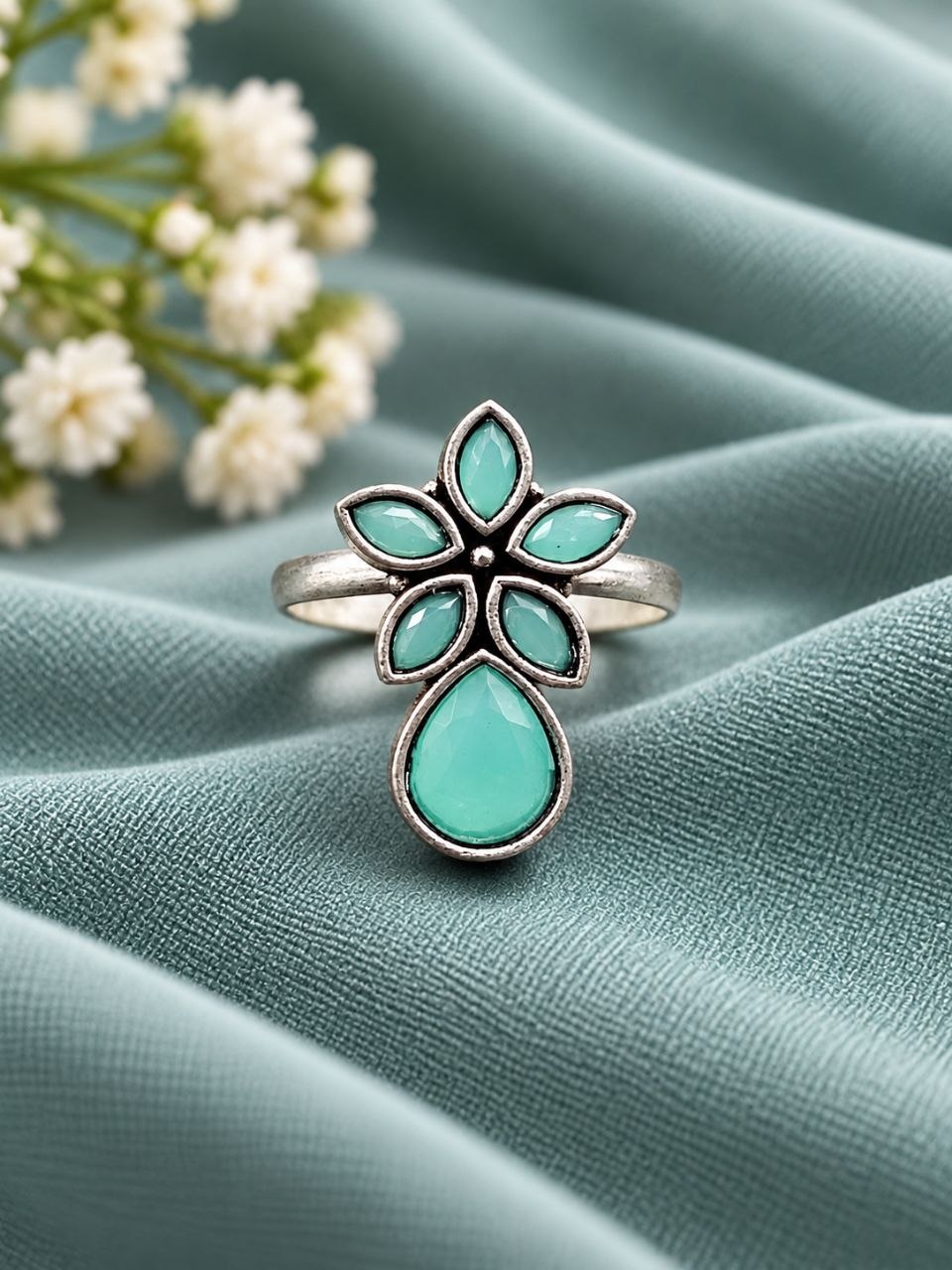 Adjustable Flower Ring for Elegant Everyday and Party Styling - Image 7